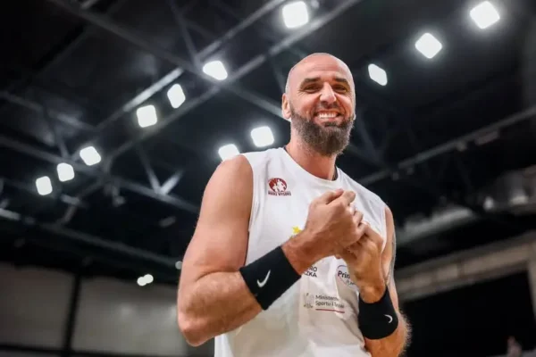 Marcin Gortat Camp w Kielcach: wyjątkowe treningi dla dzieci żołnierzy
