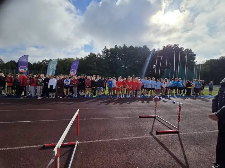 Uczniowie ZS w Długołęce zdobyli 5 medali na zawodach lekkoatletycznych w Twardogórze