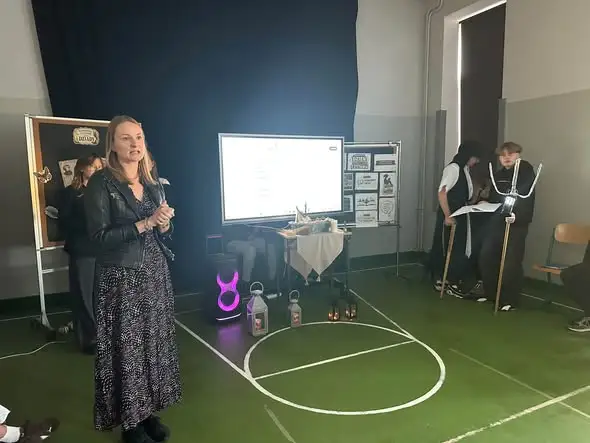 Narodowe Czytanie w szkole połączone z Dniem Głośnego Czytania