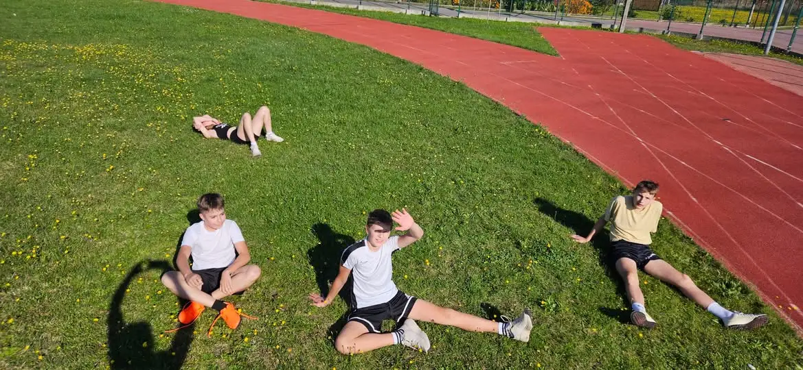 Mistrzostwa Szkoły w Lekkoatletyce: klasy 4-8 walczyły o medale