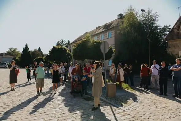 Spacer Historyczny z Beatą Maciejewską odkrył sekrety Bierutowa