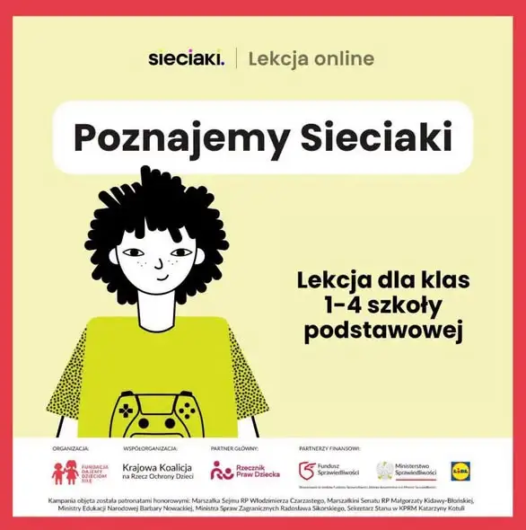 Pierwszoklasiści poznają Drużynę Sieciaków – lekcja bezpieczeństwa w internecie