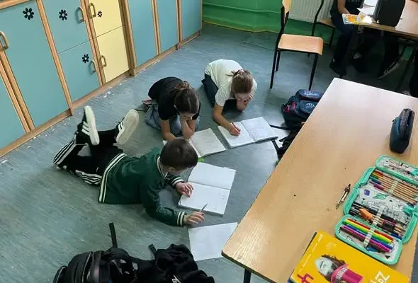 Oleśnica: Czwartoklasiści „wychodzili” sobie oceny na lekcji polskiego