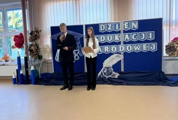 Dzień Edukacji Narodowej w szkole w Gminie Dobroszyce – podziękowania i program artystyczny