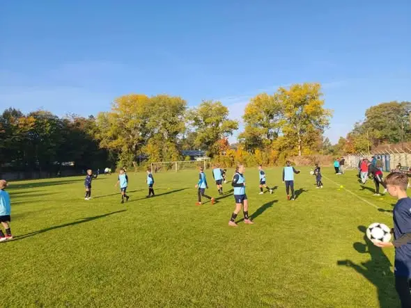 Młodzicy Pogoni Syców wygrywają na wyjeździe z Olympic Siechnice 3:1